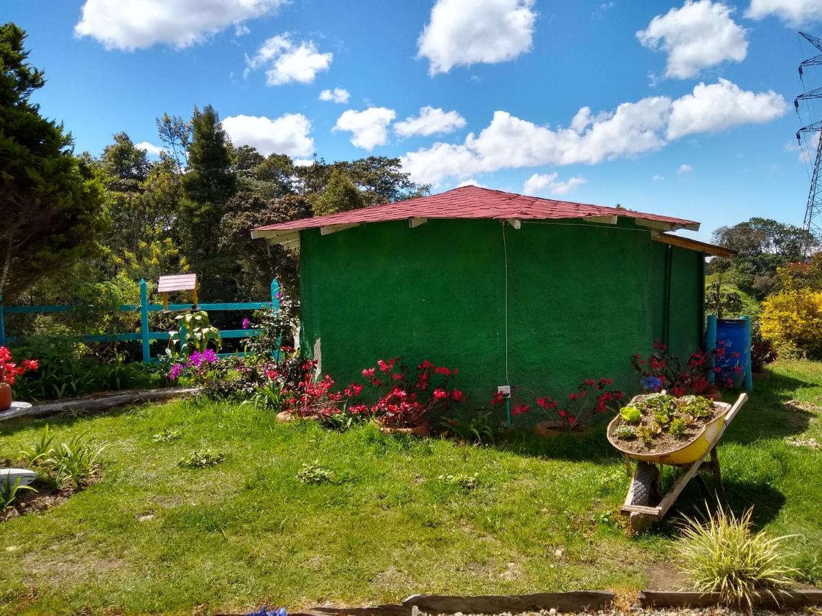 Hospedaje Santaelena -Chalets De Montana- Santa Elena (Antioquia) Exterior foto